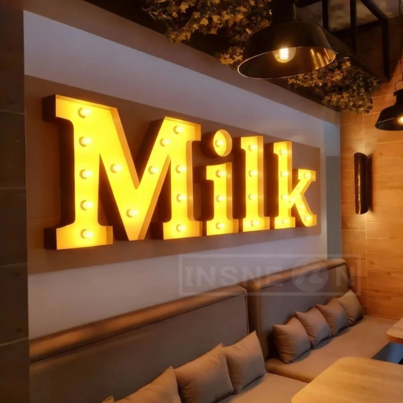 علامة سرادق بأحرف معدنية مخصصة - مراجعة Light Up Letters Marquee وسعره