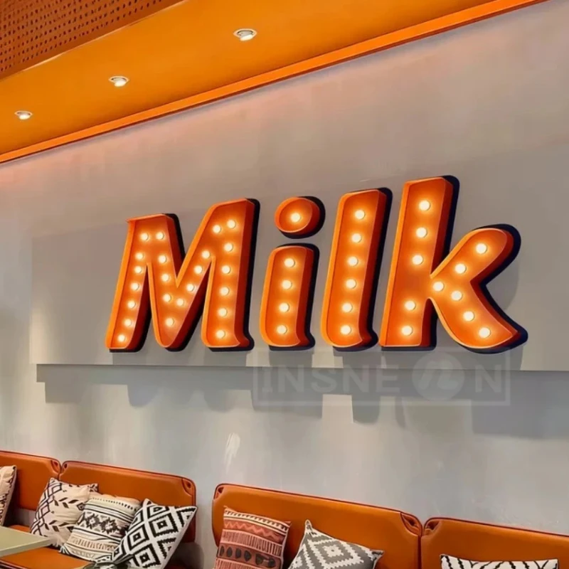 لافتات مضيئة معدنية مخصصة على  - مراجعة Light Up Letters Marquee وسعره