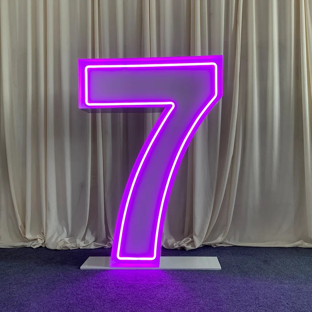 صمام ثنائي باعث للضوء RGB نيون - مراجعة Light Up Letters Marquee وسعره