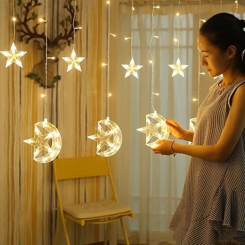 شريط إضاءة LED أضواء قلادة عيد - مراجعة Pendant Lighting Christmas Decor وسعره
